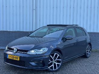 Volkswagen Golf 1.4 tsi R-line pano/DSG picture 2