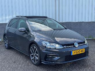 Volkswagen Golf 1.4 tsi R-line pano/DSG picture 7