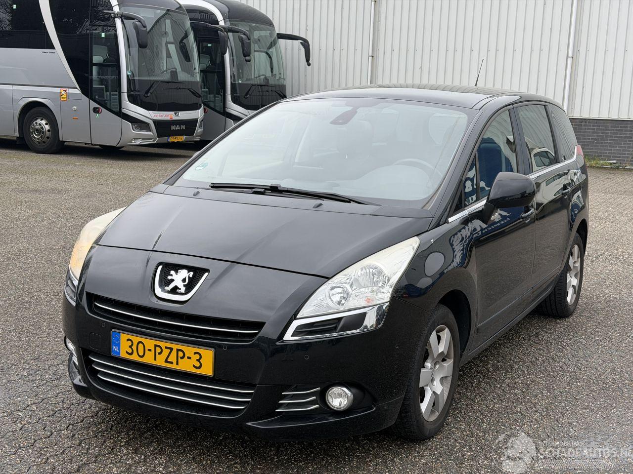 Peugeot 5008 1.6 THP AUTOMAAT/GLASDAK