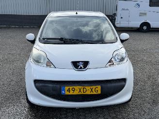 Peugeot 107 1.0-12V XS picture 2
