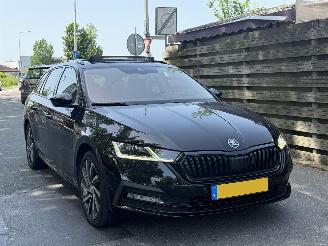 Coche accidentado Skoda Octavia 2.0TDI DSG/PANO/FULL OPTION 2020/9