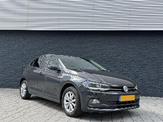 uszkodzony samochody osobowe Volkswagen Polo 1.0TSI BEATS DSG/LED 2018/2