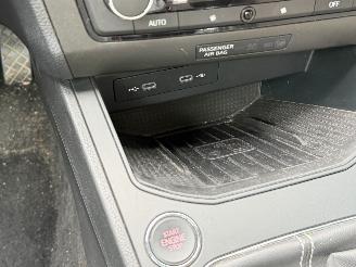 Seat Ibiza 1.0TSI LED/KEY-LESS picture 15