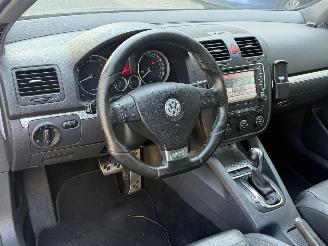 Volkswagen Golf 3.2 R32 DSG/LED picture 10