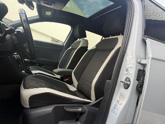 Volkswagen T-Roc 1.5TSI R-LINE DSG/PANO picture 9