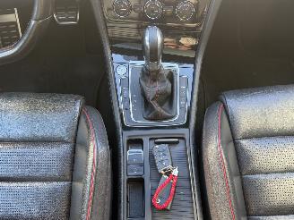 Volkswagen Golf 2.0TSI GTI PERFORMANCE FACELIFT PANO picture 18