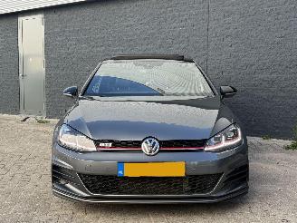 Volkswagen Golf 2.0TSI GTI PERFORMANCE FACELIFT PANO picture 8