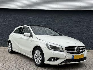 Coche accidentado Mercedes A-klasse A200 AUTOMAAT/PANO 2012/10