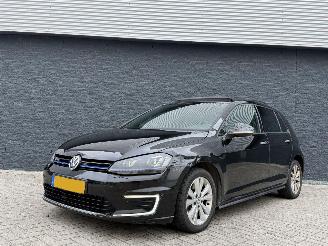 Volkswagen Golf GTE PANO/DSG picture 7