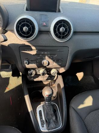 Audi A1 1.6TDI S-LINE AUTOMAAT picture 7