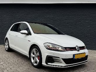Coche accidentado Volkswagen Golf 7,5 GTI PERFORMANCE PANO/DSG 2019/10