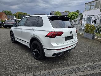 Volkswagen Tiguan R-LINE 180 kW Hybride picture 2