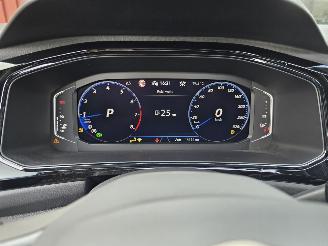 Volkswagen T-Roc R 221 kW Akrapovic picture 31