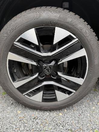 Peugeot 208 Allure picture 20