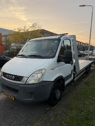 Vaurioauto  passenger cars Iveco Daily 50C14 Oprijwagen 2010/10