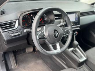 Renault Clio  picture 13