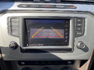 Volkswagen Passat Comfortline, Trekhaak, Camera, Airco picture 36