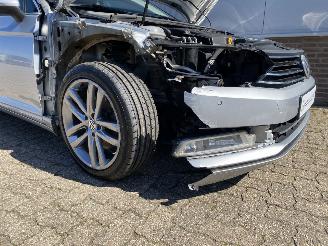 Volkswagen Passat Comfortline, Trekhaak, Camera, Airco picture 21