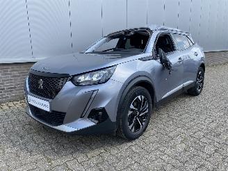 Unfallwagen Peugeot 2008 Allure Camera, Navi, Apple carplay, Clima 2020/1