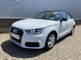damaged passenger cars Audi A1 1.0 TFSI Adrenalin Airco, PDC Achter, Stoelverwarming 2017/7