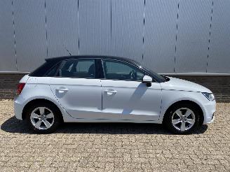 Audi A1 1.0 TFSI Adrenalin Airco, PDC Achter, Stoelverwarming picture 5