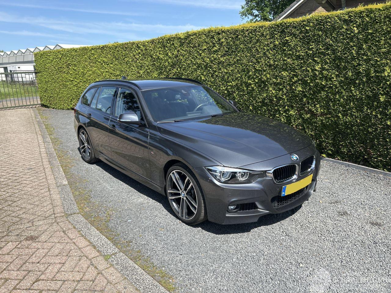 BMW 3-serie Touring 318i M sport edition HUD TREKH?AAK