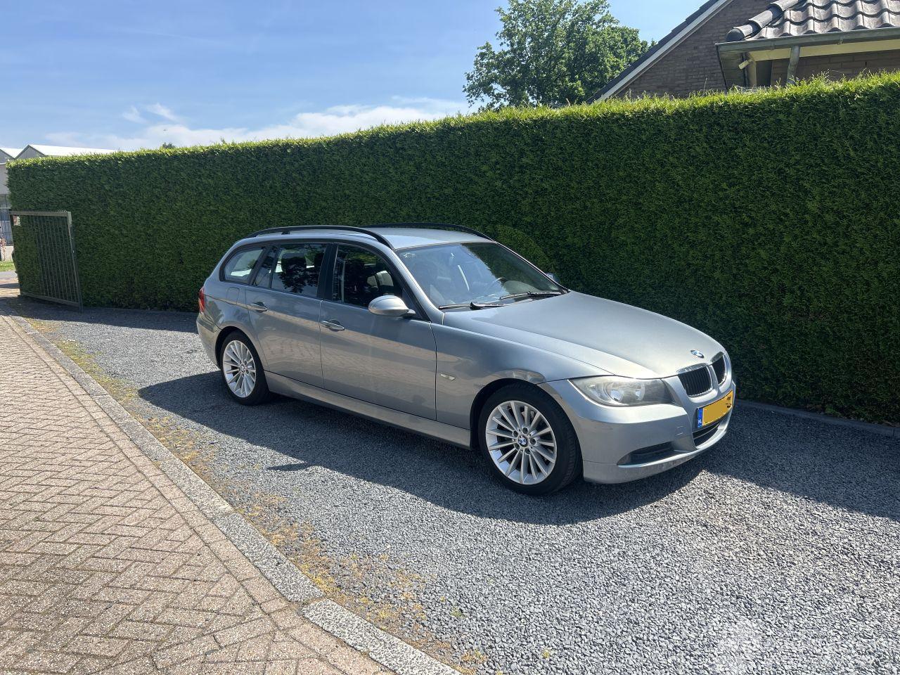 BMW 3-serie 320i Touring