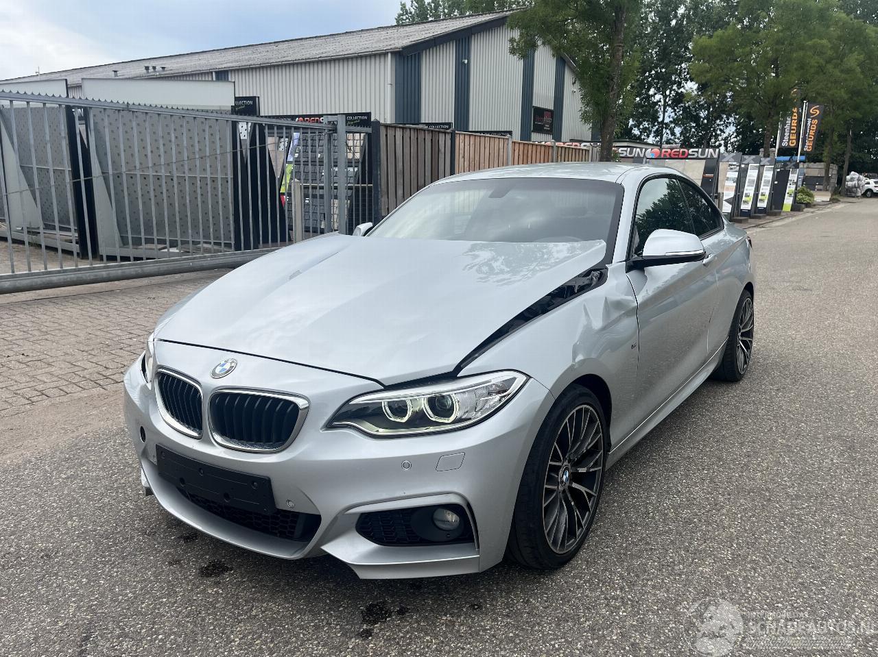 BMW 2-serie 220i M Coupé