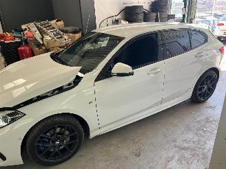 BMW 1-serie 118i M Sport picture 8