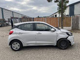 Hyundai I-10 Automaat picture 4