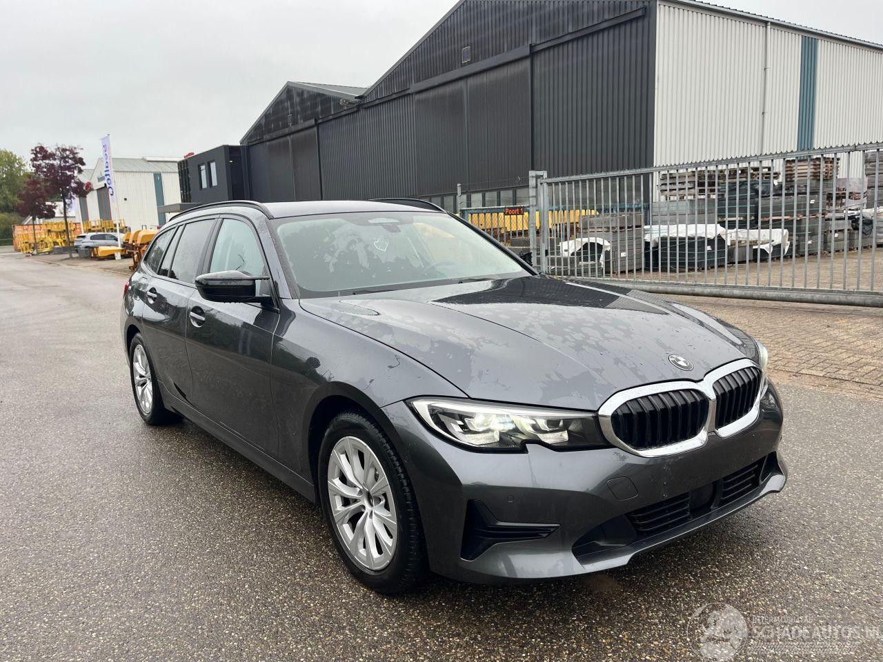 BMW 3-serie Touring 330e