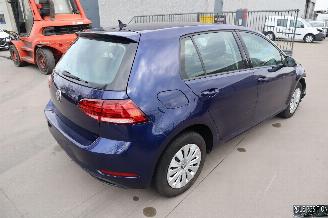 Volkswagen Golf 1.0 BENZ picture 4