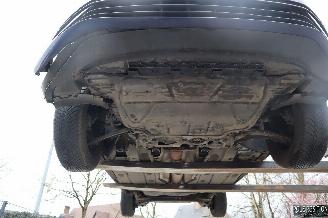 Volkswagen Golf 1.0 BENZ picture 27