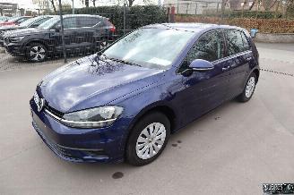Unfallwagen Volkswagen Golf 1.0 BENZ 2020/2