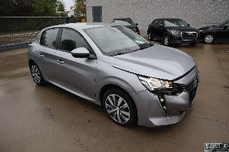 Peugeot 208 1.2 BENZ picture 2
