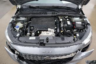 Peugeot 208 1.2 BENZ picture 17