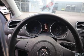 Volkswagen Golf 1.6 TDI picture 10