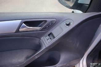Volkswagen Golf 1.6 TDI picture 7
