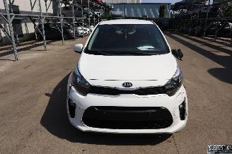 Kia Picanto 1.0 BENZ picture 2