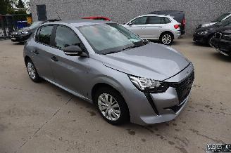 škoda osobní automobily Peugeot 208 1.2 BENZ 2022/12