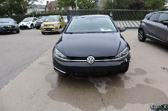 Coche accidentado Volkswagen Golf 1.0 BENZ 2019/9