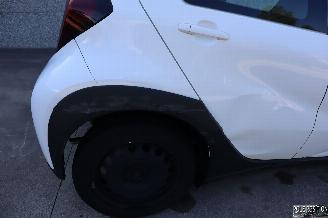 Toyota Aygo 1.0 BENZ picture 18