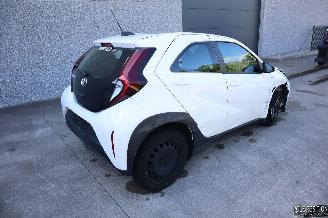 Toyota Aygo 1.0 BENZ picture 4