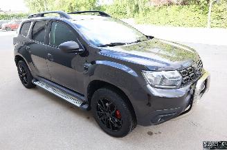 Vaurioauto  passenger cars Dacia Duster 1.3 BENZ 4X4 2021/6