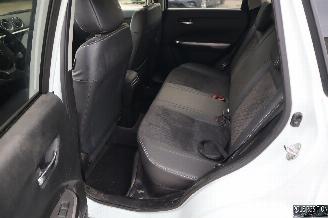 Suzuki Vitara 1.5 HYBRIDE picture 10