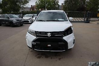 Unfallwagen Suzuki Vitara 1.5 HYBRIDE 2025/4