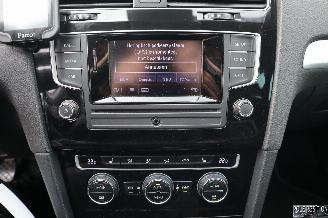 Volkswagen Golf 1.2 BENZ picture 16