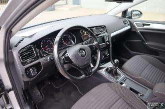 Volkswagen Golf 1.2 BENZ picture 13