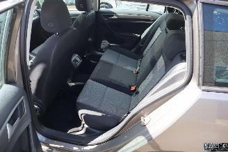 Volkswagen Golf 1.6 TDI picture 13
