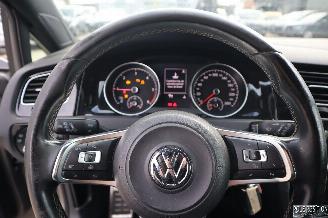 Volkswagen Golf 1.6 TDI picture 14
